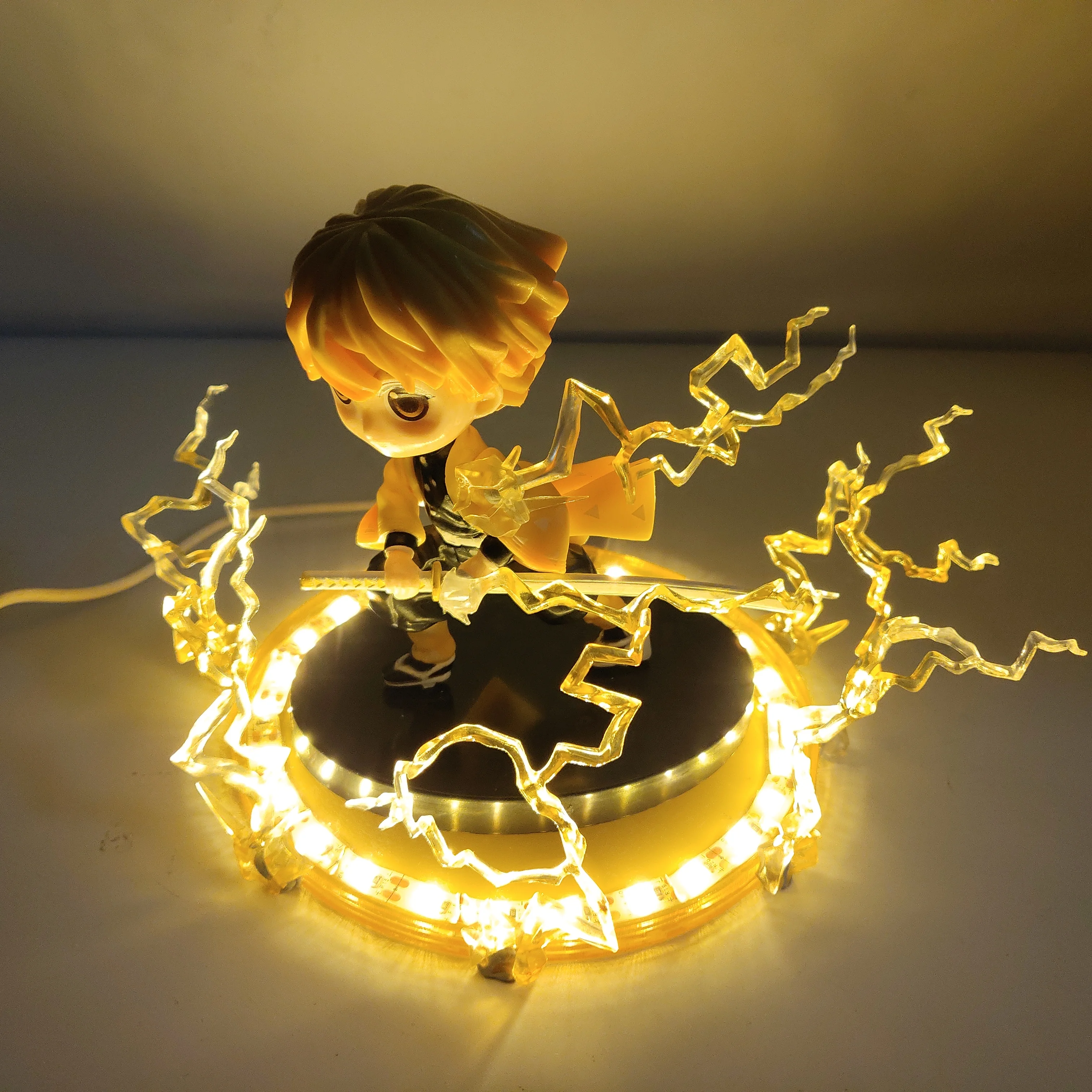 Демон убийца киметсу нет яиба фигурки агатсума зенитсу Led Thunderclap и Flash аниме демон убийца фигурка модель игрушки