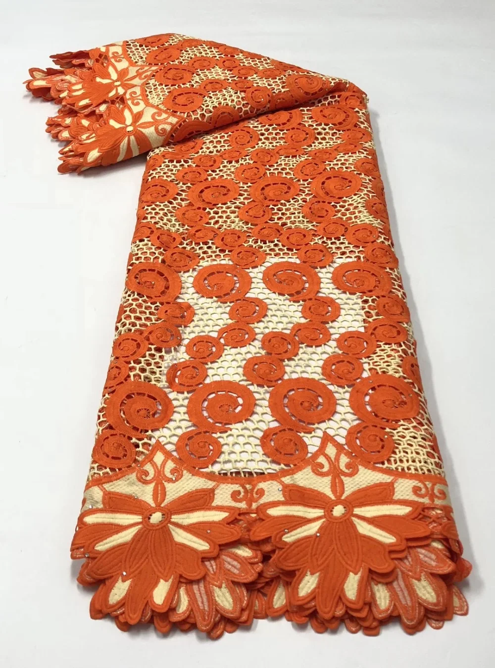 FA19AD87D48904E9DE4D72E57F3521D1