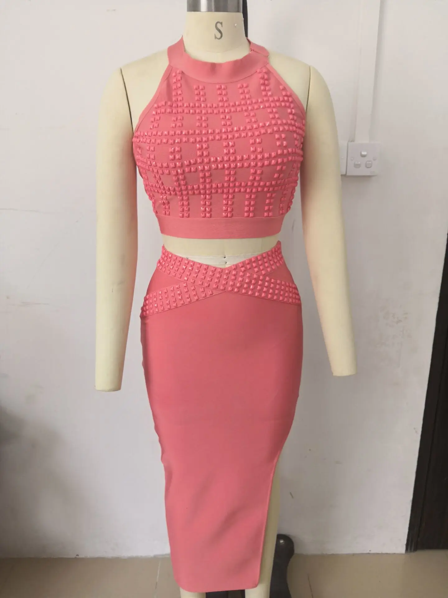 Высокое качество розовый комплект из двух частей Бисероплетение сексуальное вискозное Бандажное платье вечернее платье