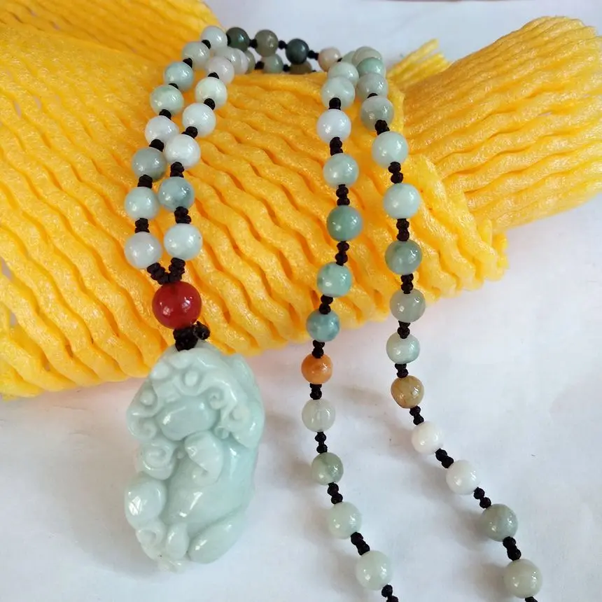 

Lucky Burma Jade Pi Xiu Amulet jadite Beast pendant riches Ornaments Mala Bead hanging