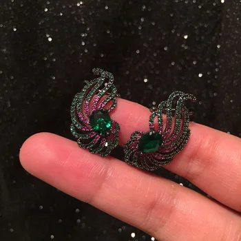 

feather shape vintage green wing stud earring for women