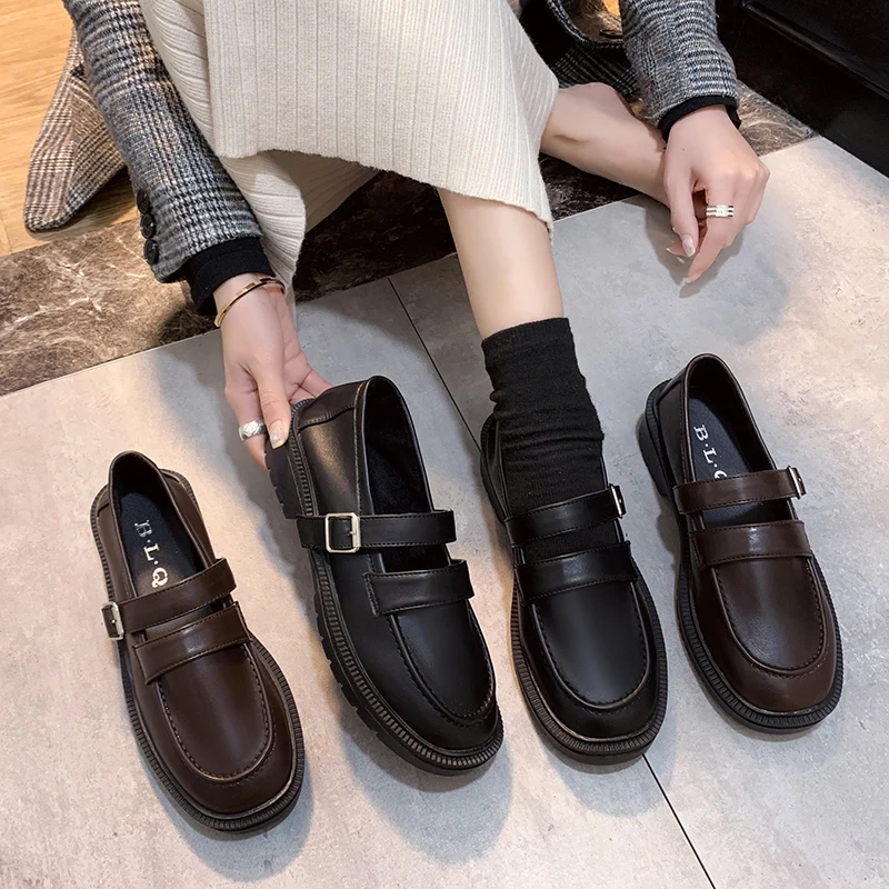 

Black leather shoes female students Korean version of the wild retro British style ins2020 spring new Japanese women's shoes