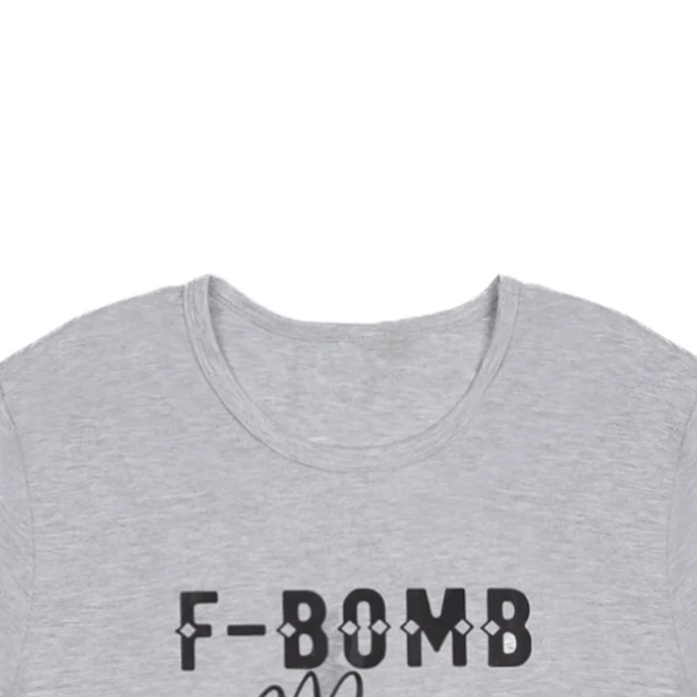 Женская футболка с круглым вырезом Bomb Mom confett серая Базовая принтом лето