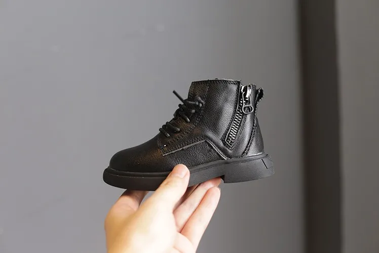 Г. Осенне-зимние детские ботинки ботильоны из воловьей кожи для мальчиков и девочек плюшевые модные водонепроницаемые Нескользящие теплые детские ботинки 21-37