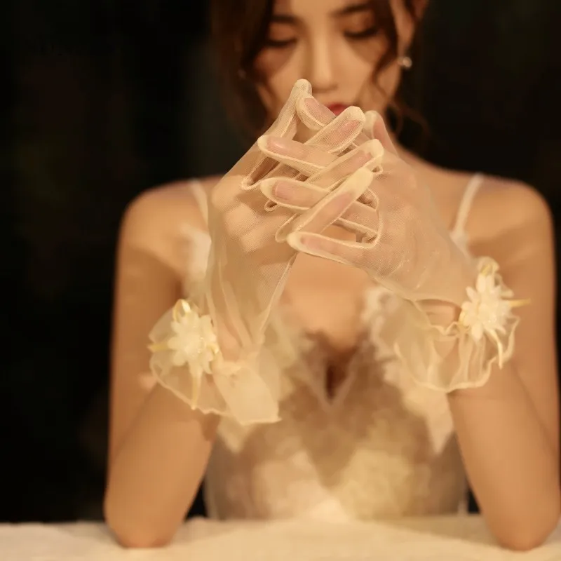 conew_1. gloves  (3)