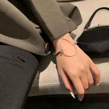 

European and American light luxury niche design bracelet best friend bracelet bracelet bangle