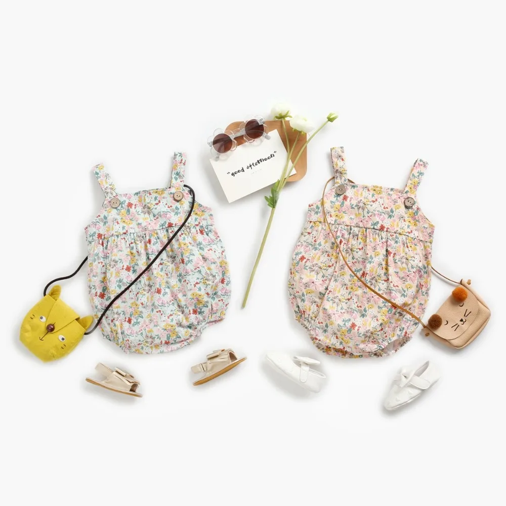 14541141566_1727784565