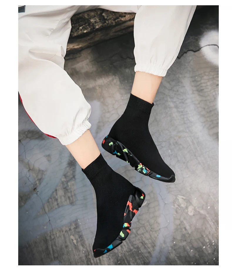 Lovers Shoes Outdoors Fashion Women Casual Shoes Breathable Sneakers Men Shoes Light Socks Shoes Thick Bottom Walking Shoes