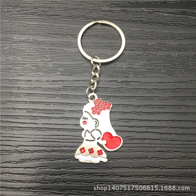 Creative Metal Couples Keychain Heart Princess Key Pendants Car Key Ring Customizable Couples Key Chain