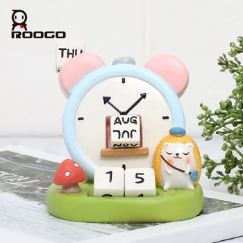 

Roogo Craft Cute Pet Clock Desktop Decor Accessories Birthday Gift Office Home Decoration Miniature Showpiece