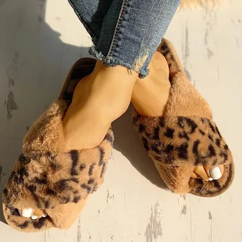 

Winter Women Indoor Slippers Faux Fur Flat Peep Toe Warm Slides Mix Color Casual Fashion 2020 Female Ladies Home Furry Shoes