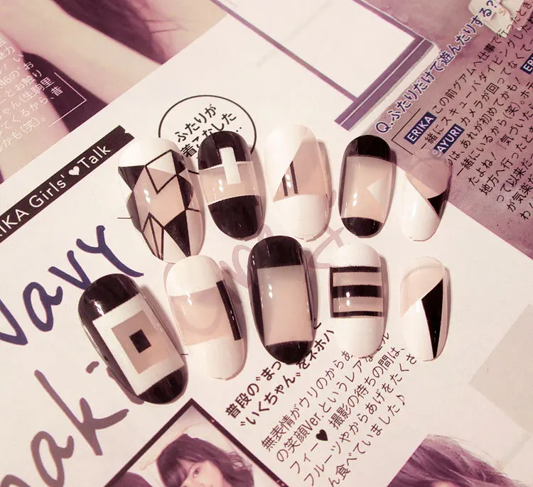 Manicure Finished Product Magazine Style Fashion Long Fake Nails Patch 24 PCs Boxed Wholesale