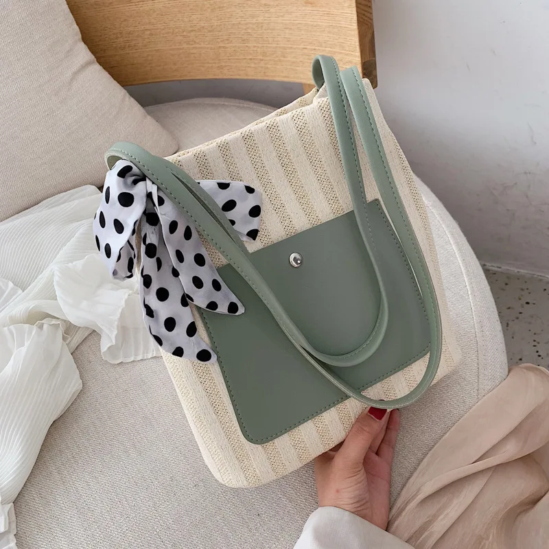 

New 2019 small fresh fashion shoulder Joker Tote bag straw bucket bag