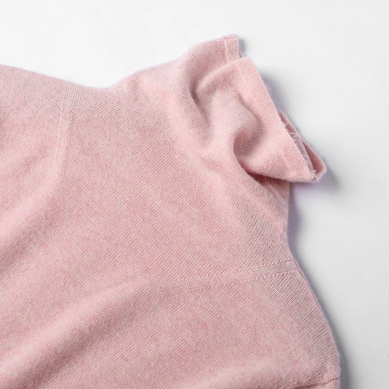 100% Australian Wool Knitted Turteleneck Sweaters