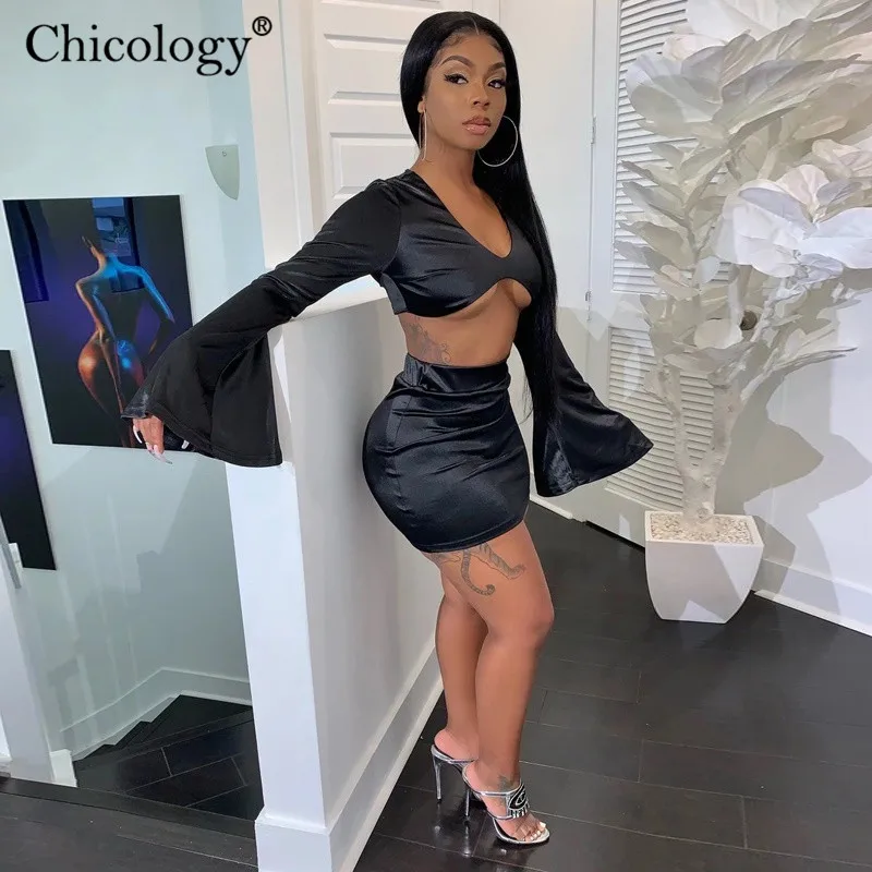Ceny Chicology satin flare z długim rękawem 2 dwuczęściowy pasujący zestaw kobiet krótki top wysokiej talii mini spódnica 2019 jesienne zimowe ubrania imprezowe