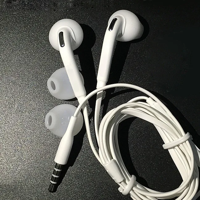 3 5 мм наушники вкладыши Бас гарнитура стерео с микрофоном для Iphone Mp3 Mp4 samsung Xiaomi huawei