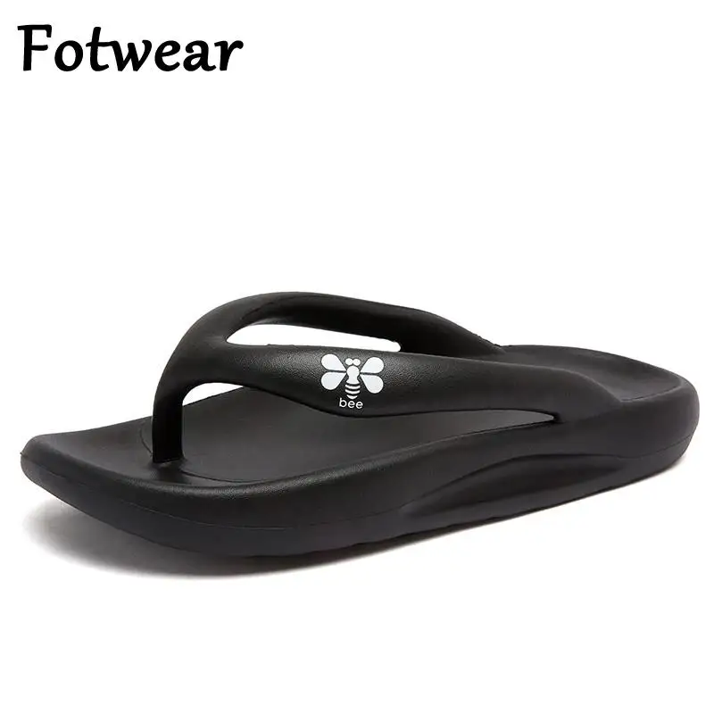 

Men Slippers Summer Breathable Flip Flops Outdoor Lovers Slides Beach Leisure Mens Sneakers Quick-dry Non-slip Bathroom Footwear