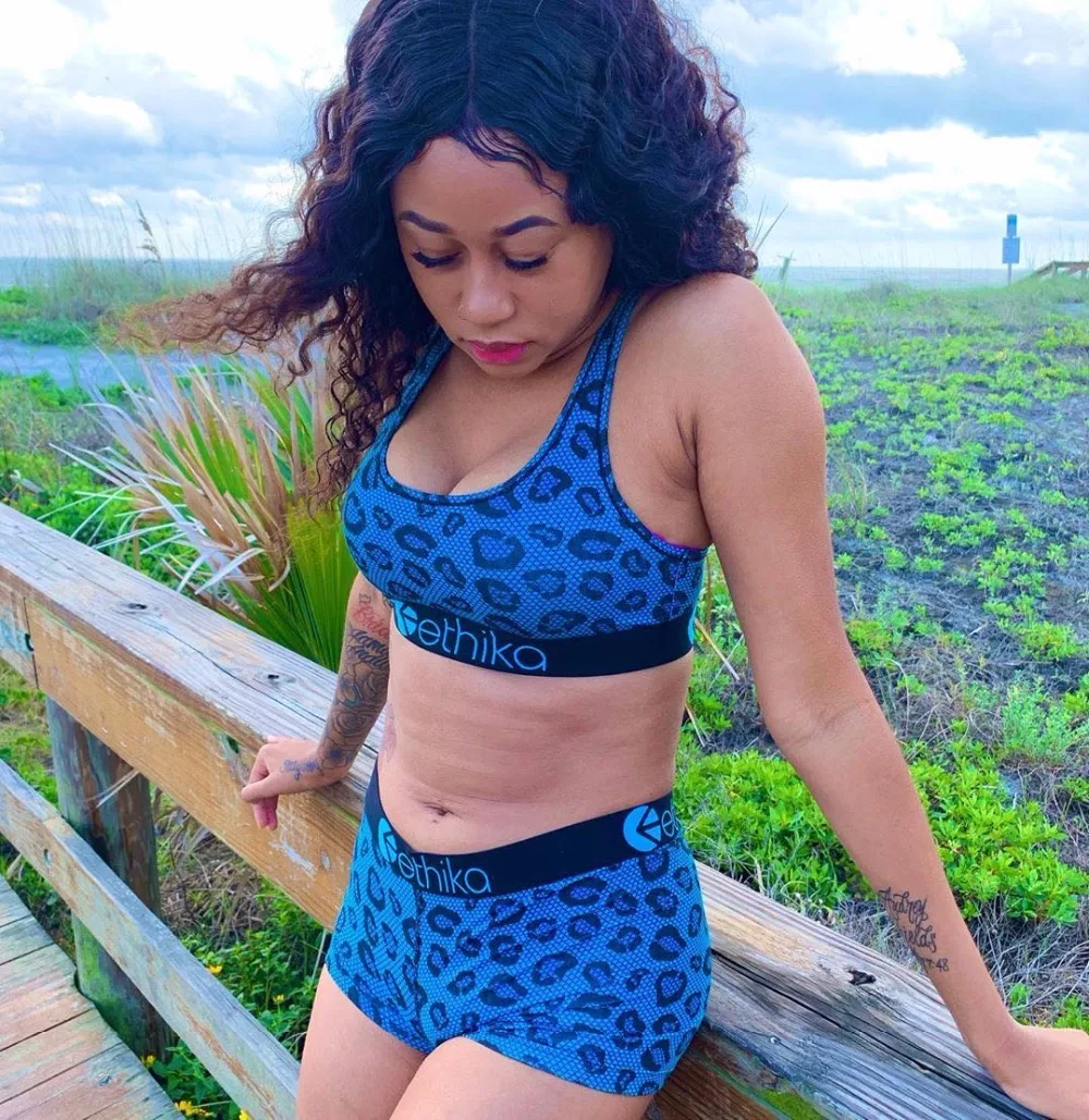 7bb0372bd4829760d8099df3f3d8e93