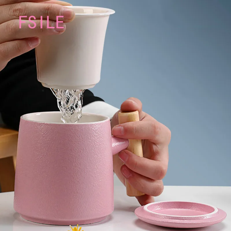 

FSILE Fashion Ceramic Water Cup Creative Mug Office Personal Cup Simple Men and Women Tea Cup with Lid Hand Gift Boxed Gift Cup
