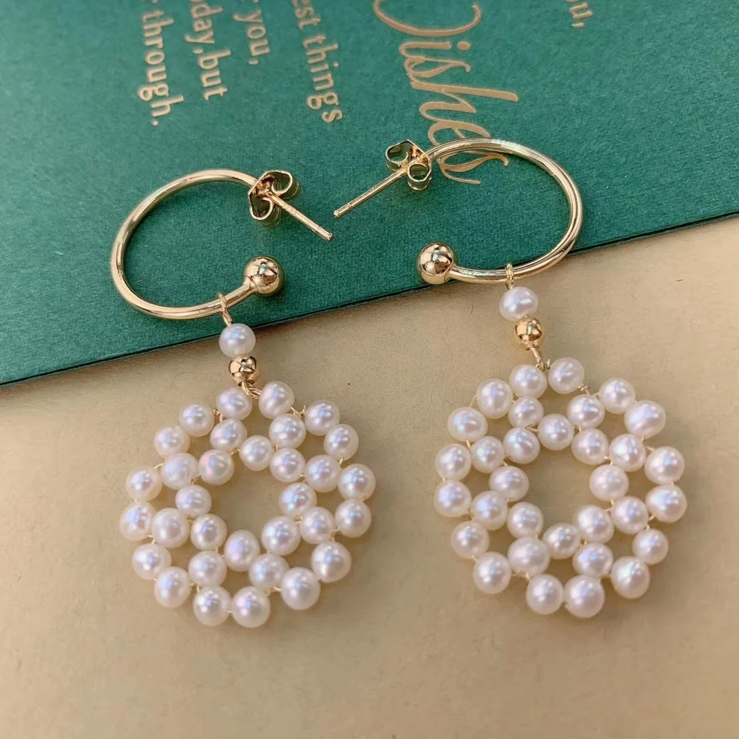 

Butterfly Home Korean Series Sweet Circle Small C Hand-woven Pearl Earrings Modified Face Slimming Syes15i15abe