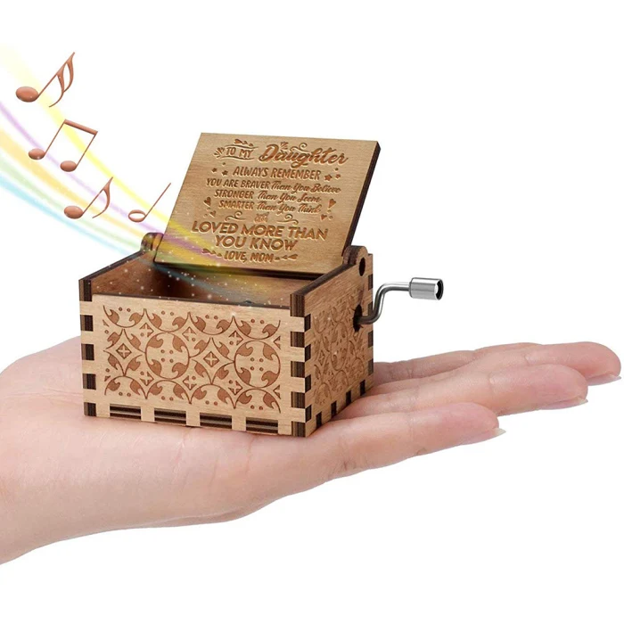 2019 Новая Винтажная Музыкальная шкатулка с гравировкой деревянная ручная музыкальная шкатулка для мамы, папы, подарка на день рождения