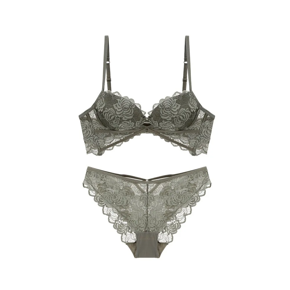 

New Sexy Lace Gathers The Thick Cotton Circle Hollow Flower Small Chest Thick Gathers The Bra Girl