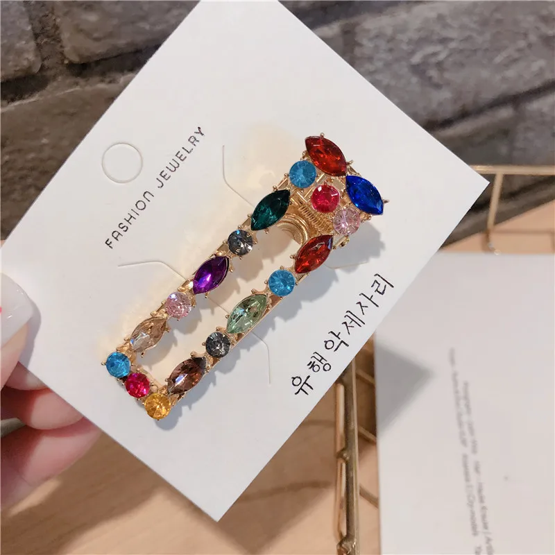 Korea Fashion Women Hair Pin Cute Color Rhinestone Pineapple Geometric Hollow Hair Clips for Girl Hair Jewelry Accessories - Окраска металла: 2