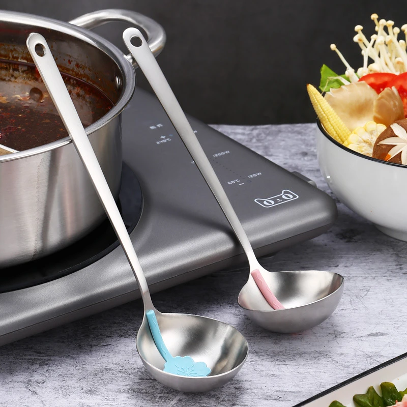 12144886143_1421186480