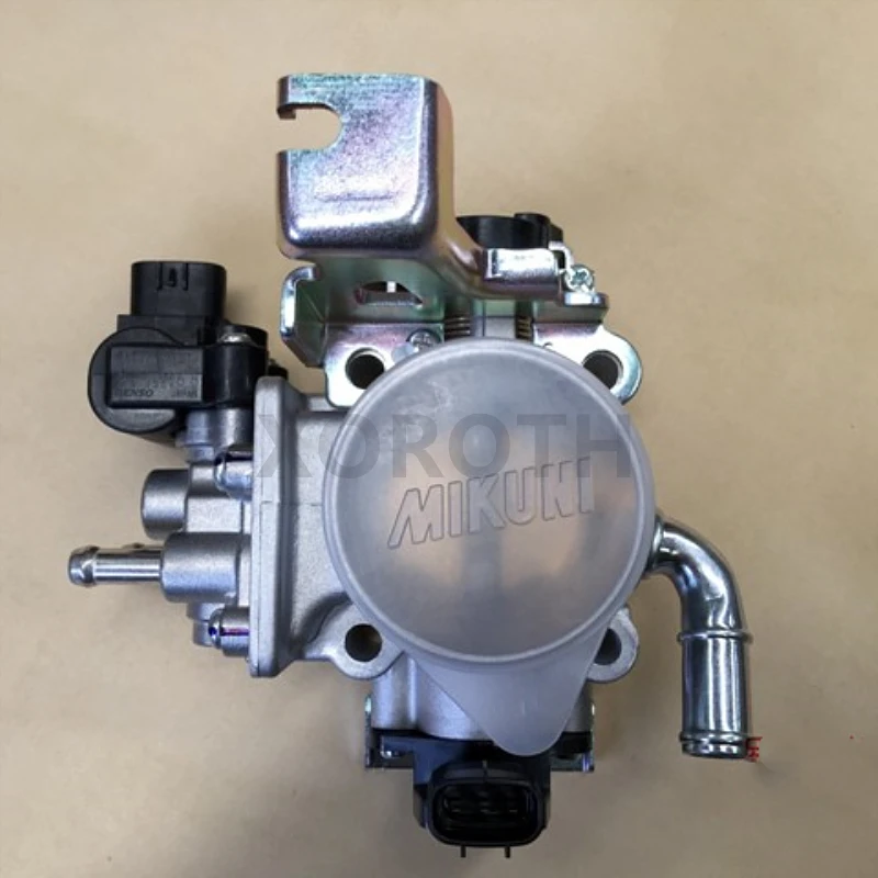 スズキ用スロットルボディ,13400-84e02 18137-83e01 m15a,新製品