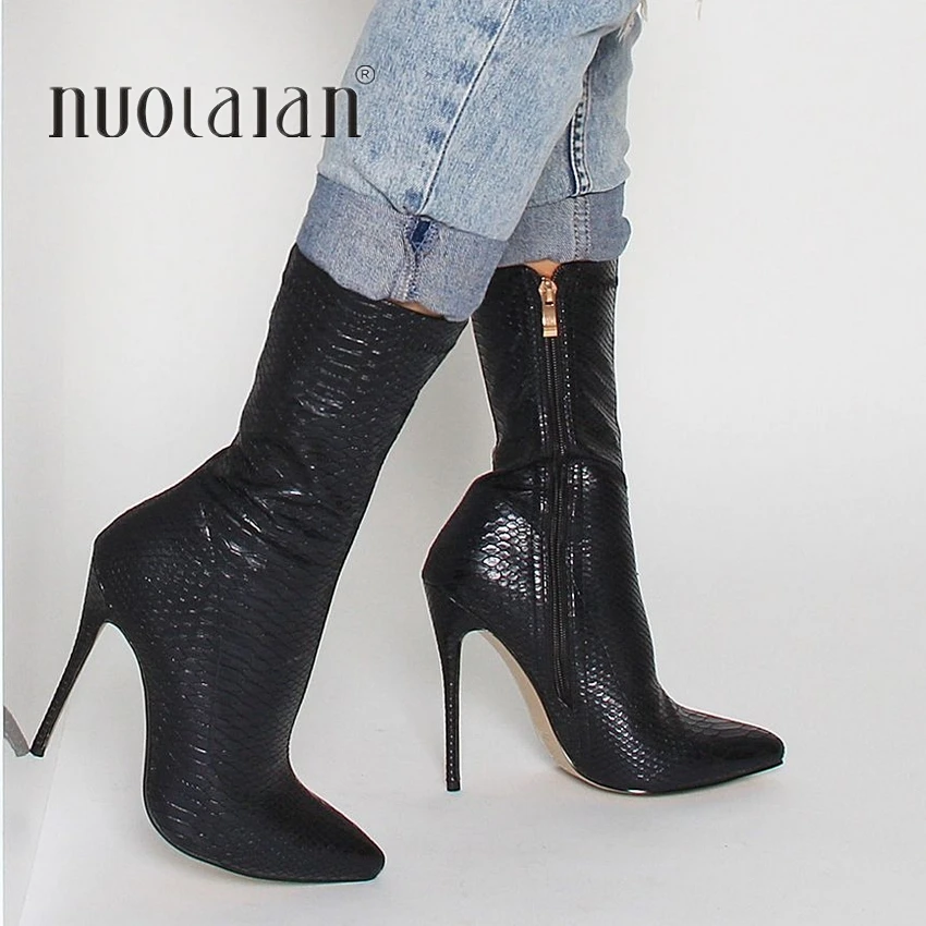 Зимние Модные женские ботинки ботильоны с острым носком и змеиным принтом обувь на высоком каблуке 10,5 см женские осенние носки - Цвет: SWDXX black