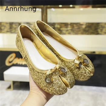 

Bling Split Toe Flats Silver Gold Glitter Ladies Shoes Fashion Slip On Flats Cozy Outwear Flat Heels 2020 New Chic Shoes Woman
