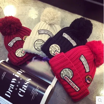 

Autumn And Winter New Style Korean-style of Solid Color Thick Oversized Ball Badge Labeling Bright Red Yarn Knitted Hat