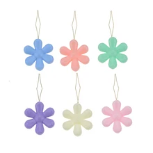 10Pcs Random Color Elderly Easy Sewing Needle Device Threader Thread Guide Tool Garment Sewing Needlework Flower Shape Threader