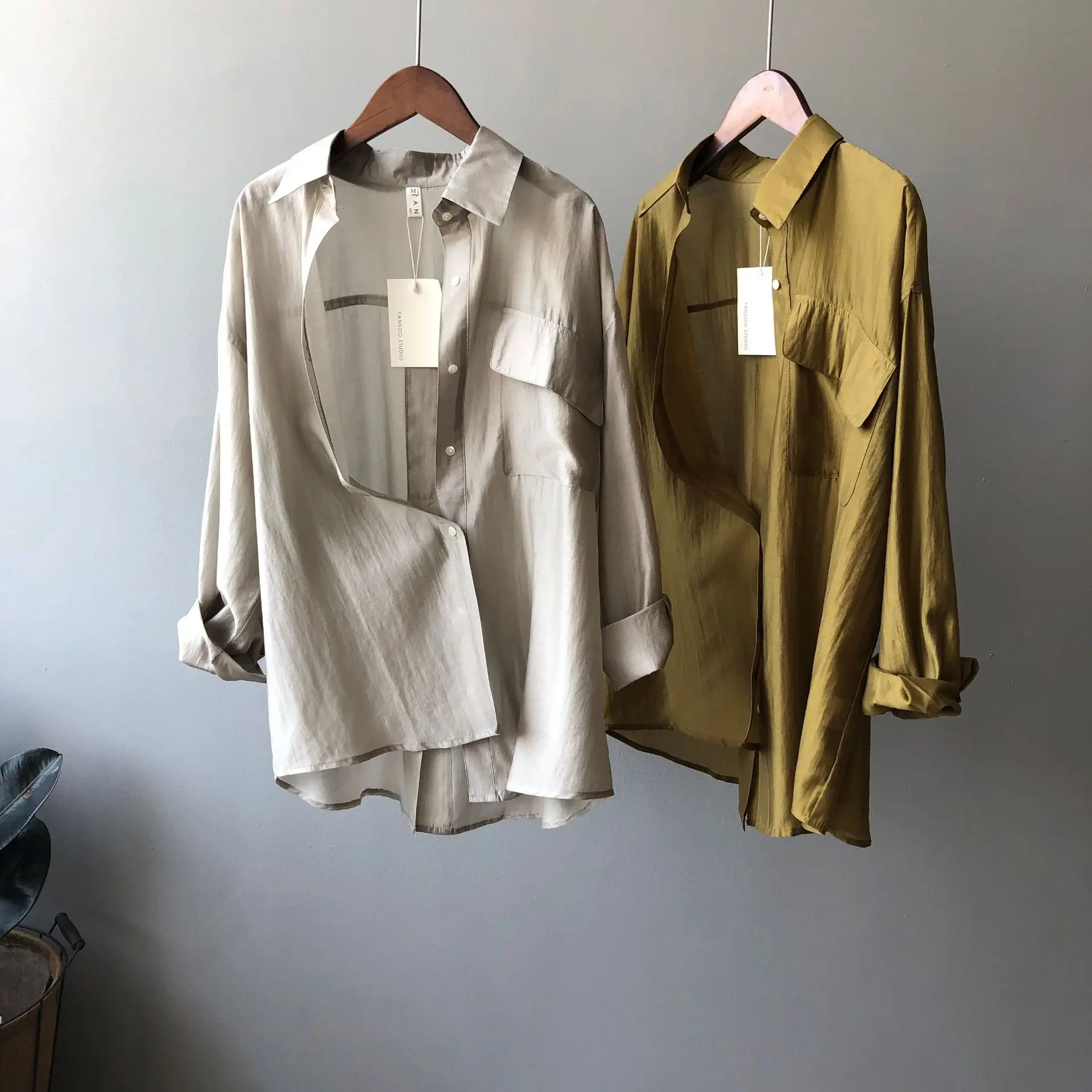 

HXJJP 2020 Summer New Korean Version Loose Light and Pure Color Temperament Blouse Long-sleeve Sunblock Tensil Shirt Woman