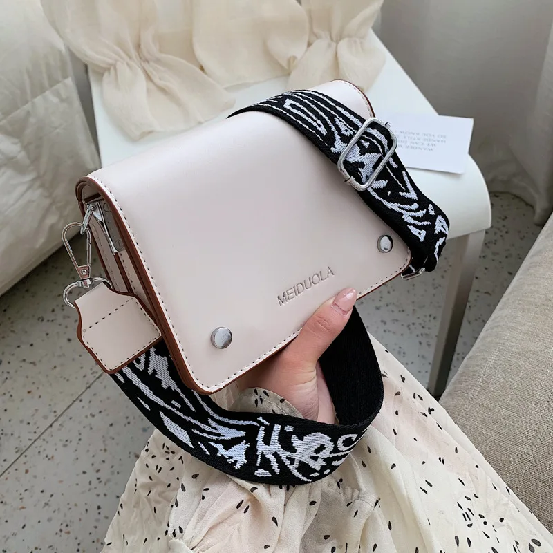 

Western Style Bag Women's 2020 New Style Fashion Korean-style Versatile Textured Shoulder Bag Wide-Strap Simple Fashion Small Sq