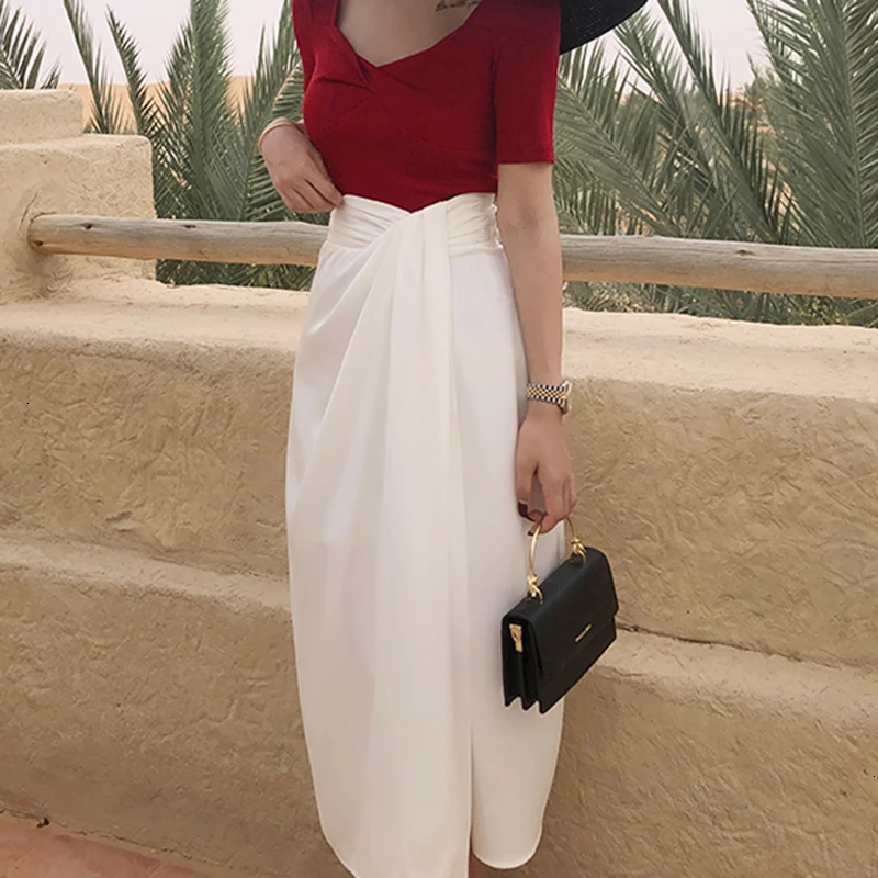 TWOTWINSTYLE Vintage Asymmetrical Side Split Skirts For Female High Waist Irregular Ruched Skirt Women Fashion Clothes Tide