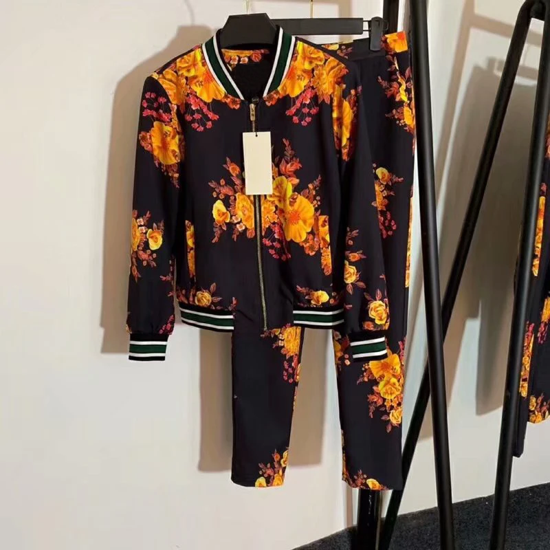 Новинка 8,26 г.; модная куртка с длинными рукавами и цветочным принтом; комплект со штанами с принтом