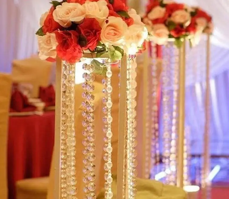 99 Feet/30Meters Clear Garland Diamond Strand Hanging Crystal Acrylic Bead Curtain Chains Party Tree Wedding Centerpiece Decor