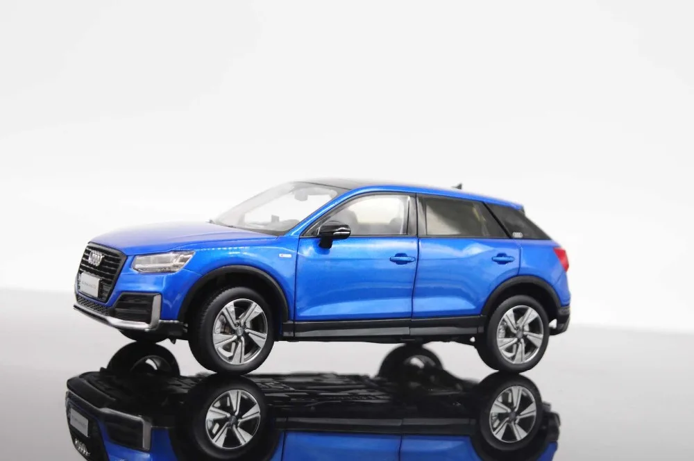 1:18 литая под давлением модель для Audi Q2L SUV Игрушечная машина из сплава миниатюрная коллекция подарки Q2