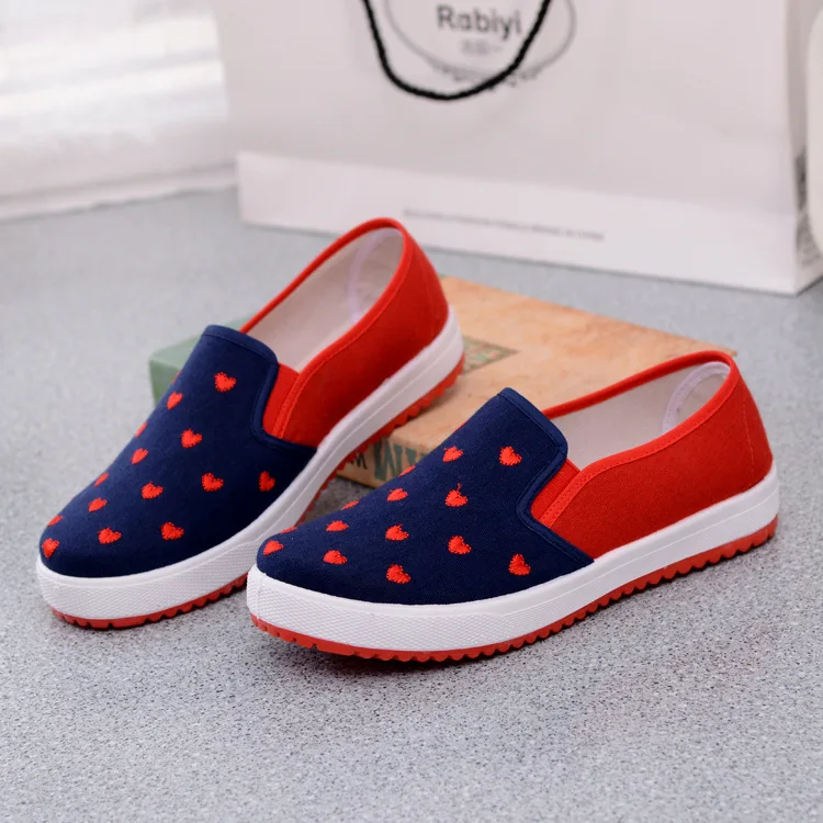 

2018 Wangdu Old Beijing Cloth Shoes Students Tablet Embroidery Fashion Casual Shoes Cartoon Flat Low-Cut WOMEN'S Shoes