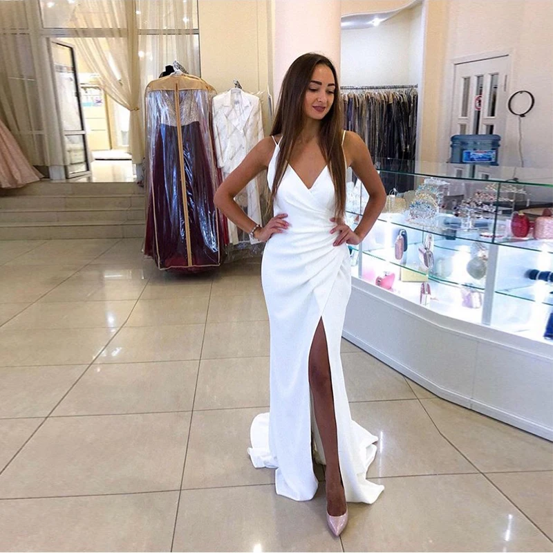 

Simple V-neck Spaghetti Straps Wedding Dresses White Ivory High Slit Beach Vestido De Casamento Pleats Stretch Bridal Dresses