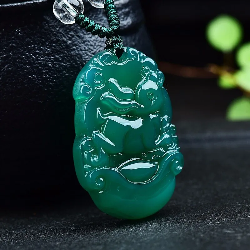 Натуральный зеленый агат, нефрит, подвеска в форме китайского знака зодиака, ожерелье, модный шарм, ювелирные изделия, аксессуары, ручной резной, счастливый амулет, подарки