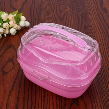 

Plastic Bento Box Shape Portable Outdoor Travel Carrier for Small Animal (Pink)