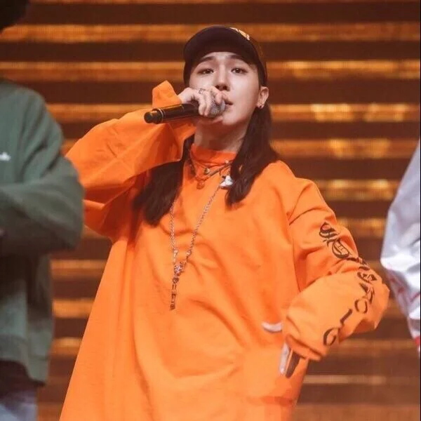 TAEYANG Bobby Victoria Song Kris Wu Same, свободные футболки с длинными рукавами, пуловеры для женщин и мужчин, парные футболки на лето и весну, топ, футболка