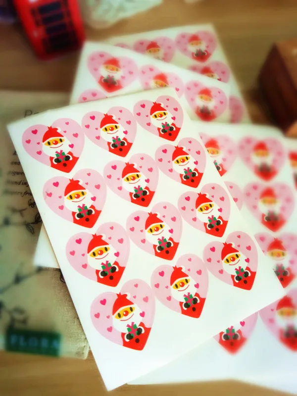 

120pcs/lot lovely Santa Claus pattern series Heart Sticker Labels Creative Paper Stickers Seals Labels For Gifts DIY