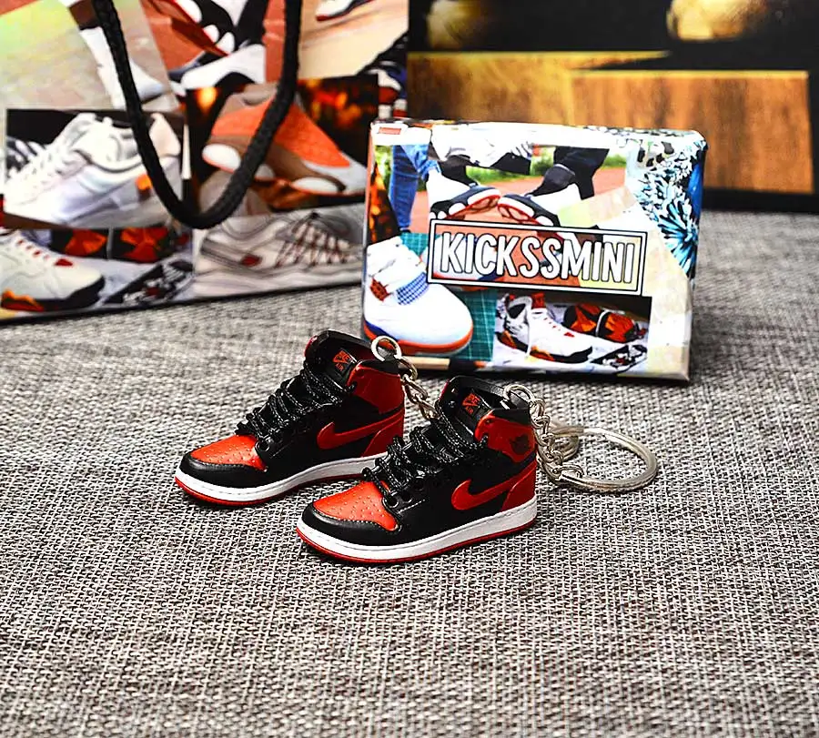 

Dropshipping Personality DIY Jordan Generation AIR JORDAN 1 BRED 3D Sneaker Model Keychain Bag Pendant Couple Keychain