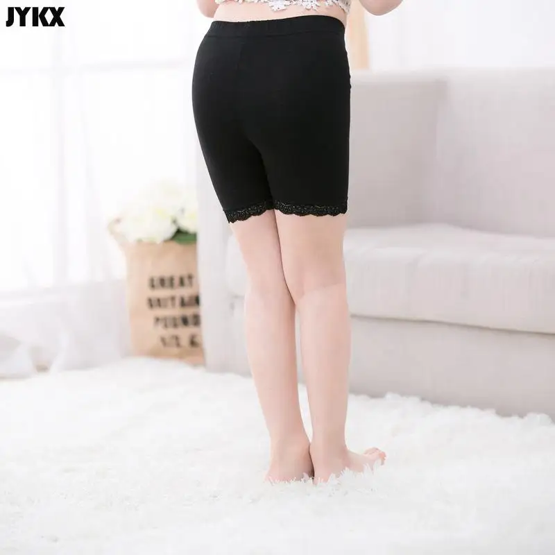 Hot new children's girls shorts modal lace pants children's girls shorts safety leggings