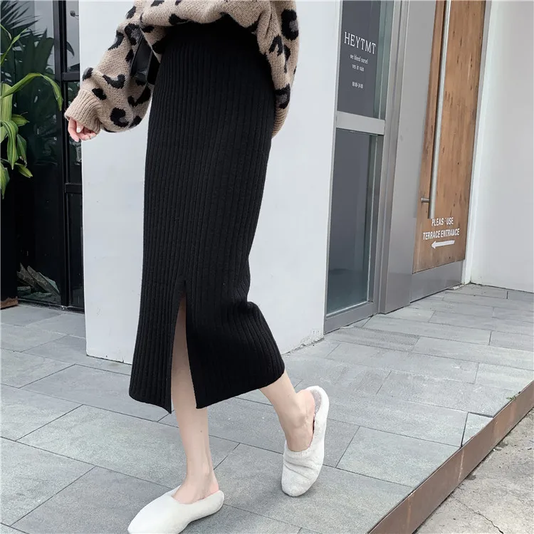 

Large size 2019Autumn and winter wear large size knitted skirt fat mm200 kg in the long section before and after the split skirt