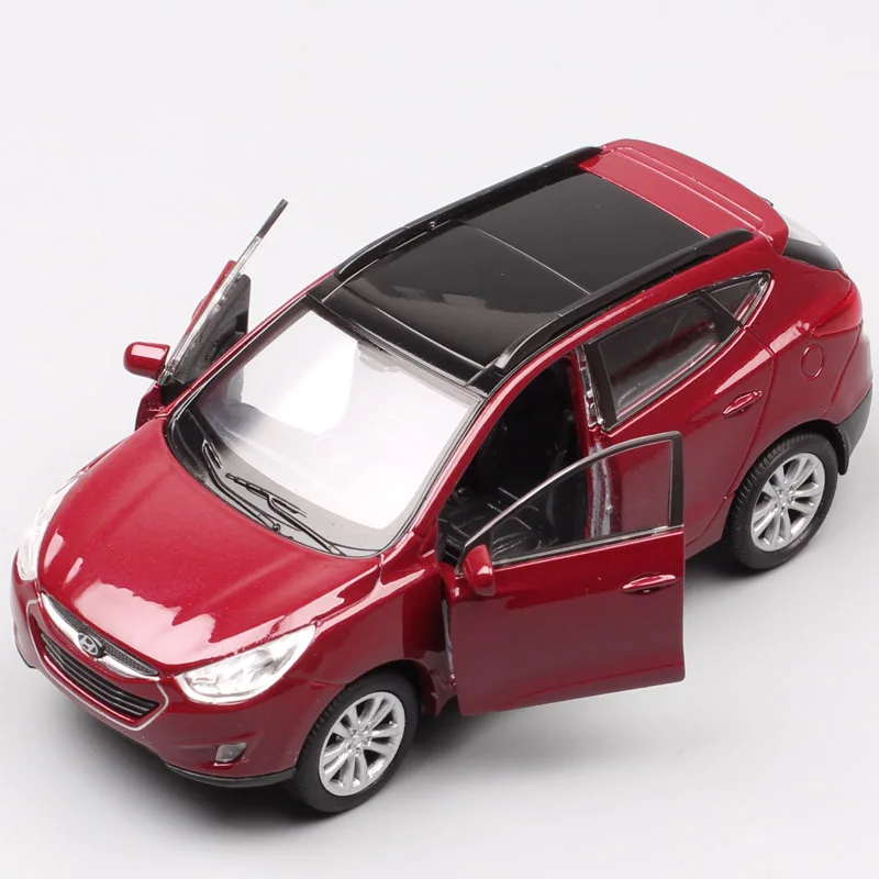 1/36 Масштаб Мини hyundai Tucson IX кроссовер внедорожник автомобили и литье под давлением оттягивание Welly Миниатюрные модели автомобилей игрушки для мальчиков игра