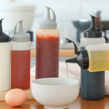 

Plastic Sauce Oil Bottle Spray Oil Dispenser Kitchen Set Vinegar Bottle Condiment Seasoning Sealed Kitchen Storage Bottles Jars